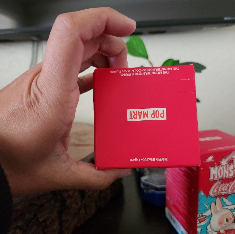 Authentic Labubu “The Monsters” Coca-Cola Blind Box New Unopened DISCONTINUED - Picture 4 of 7